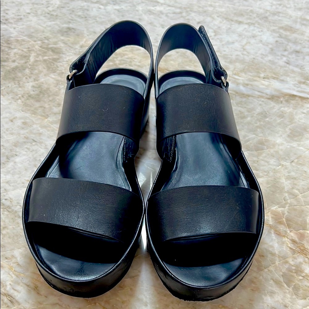 Vince Women's Black Sandals - Picture 1 of 5